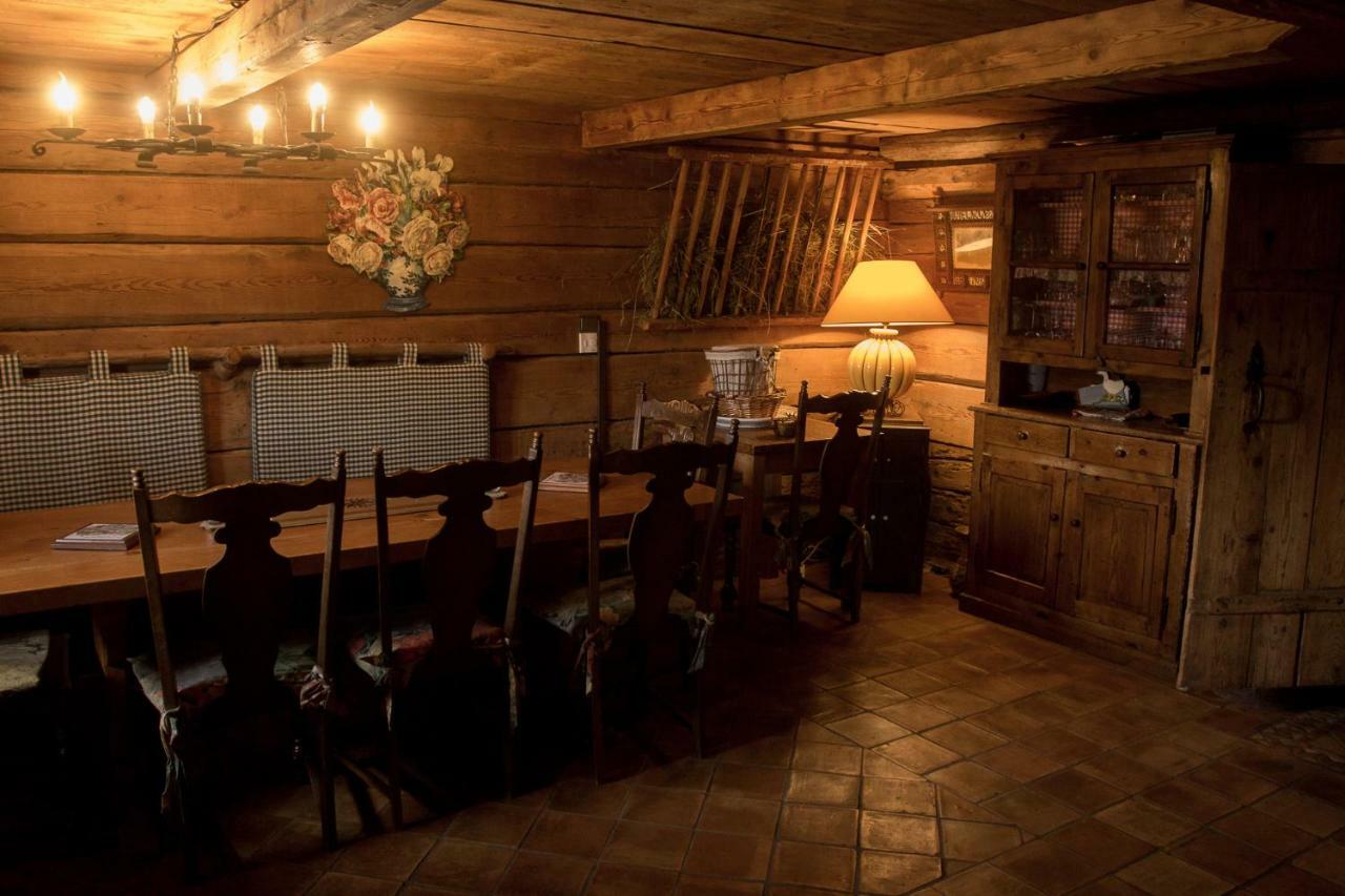 Reine Des Aravis - Chalet Isole Flumet Exteriér fotografie